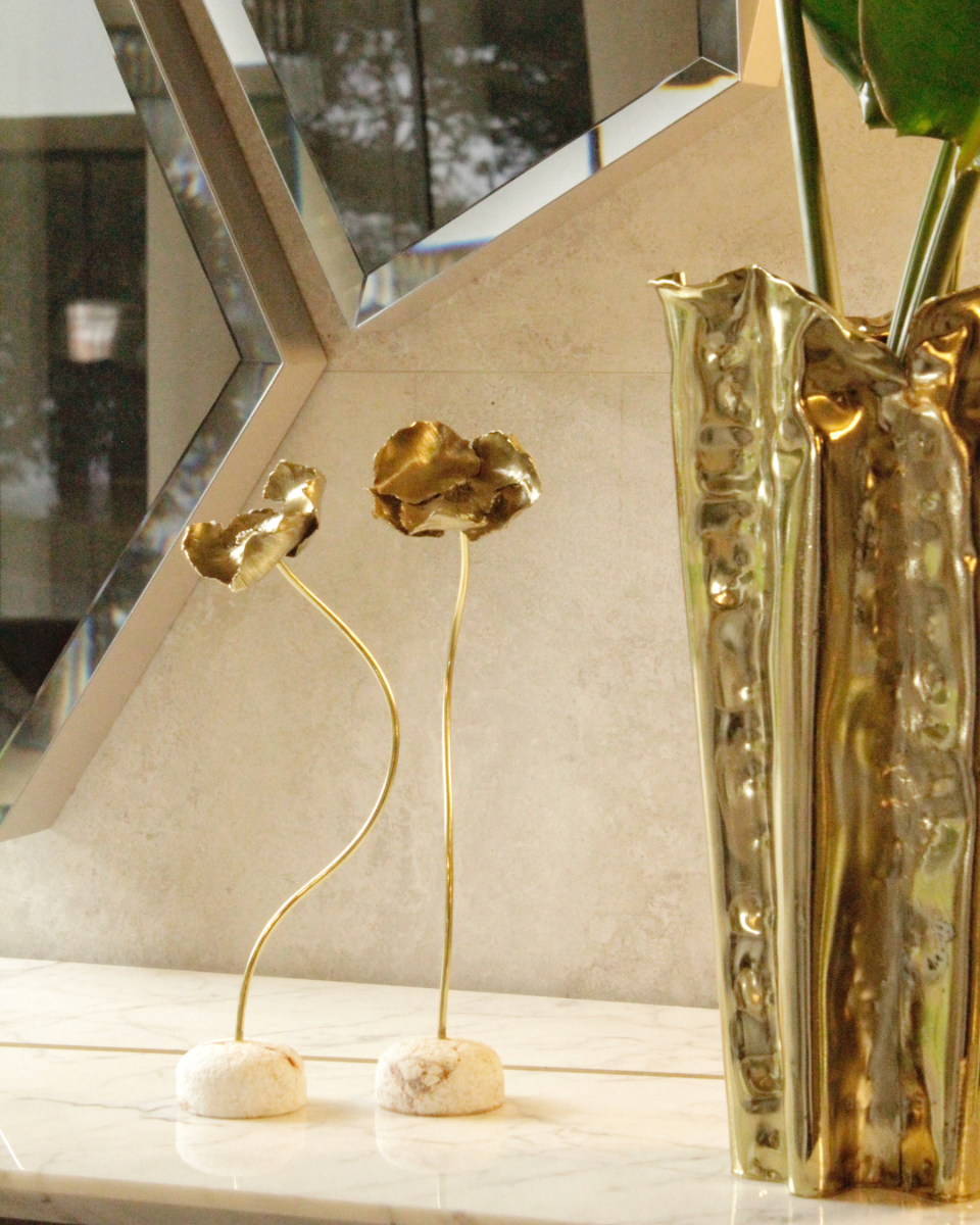 Nelumbo — Sculpture