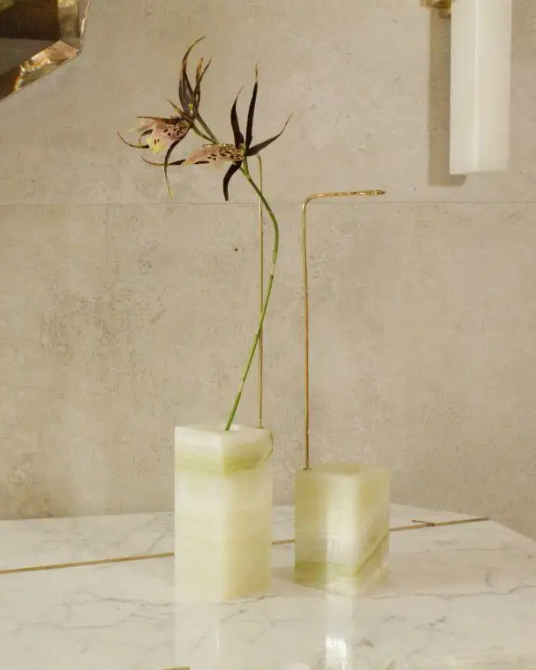 Tryanna — Plant Stand