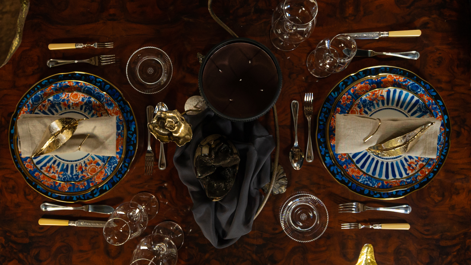 Sculpted Celebrations: Designing for the Holiday Table